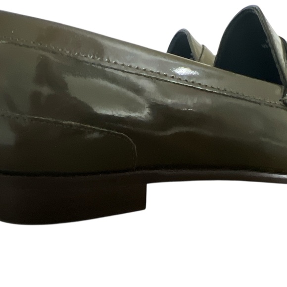 Cole Haan Women’s Nike Dark Olive Green Patent Leather Loafers SZ 8 - Picture 4 of 6